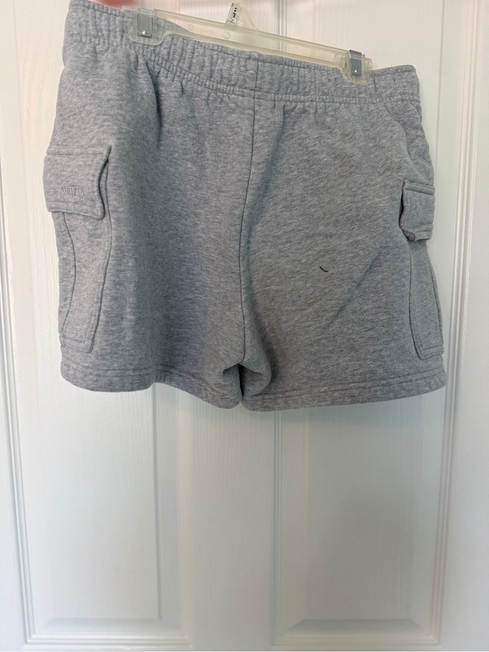 Aritzia mega fit sweat fleece cargo shorts